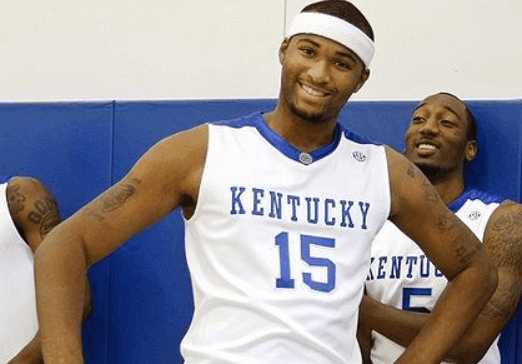 一记势大力 一记势大力