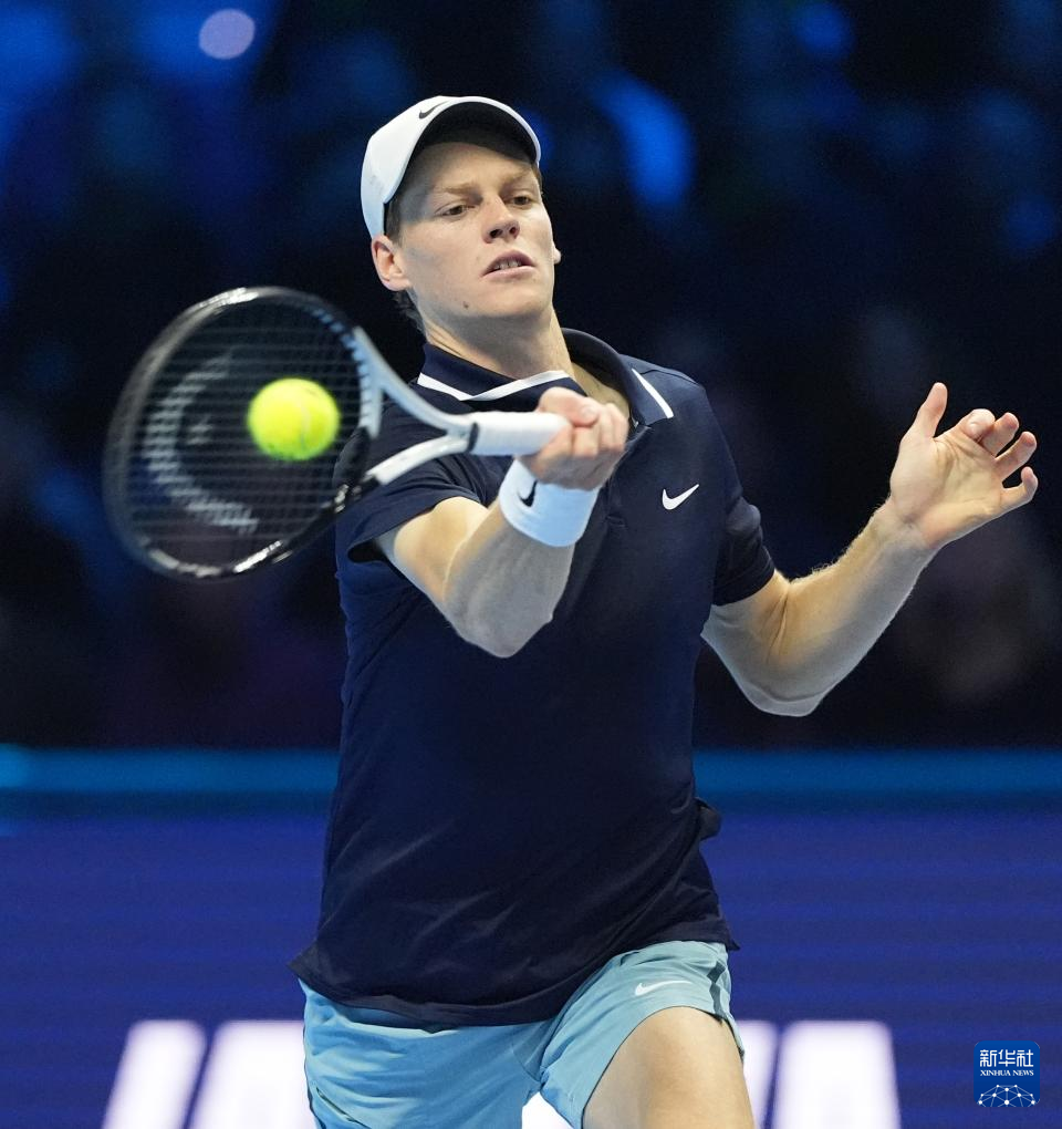 一个更加从 一个更加从