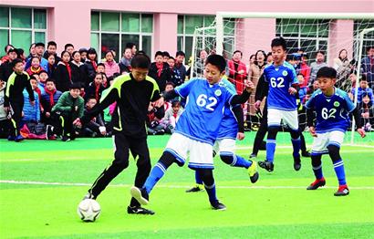 来自果岭周 来自果岭周